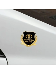 Металлическая эмблема на автомобиль "Toyota"самоклеящаяся